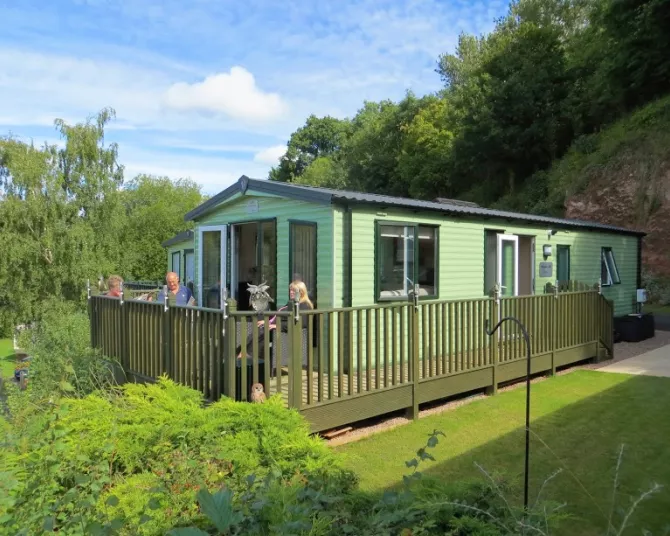 Lincomb Lock top level holiday home