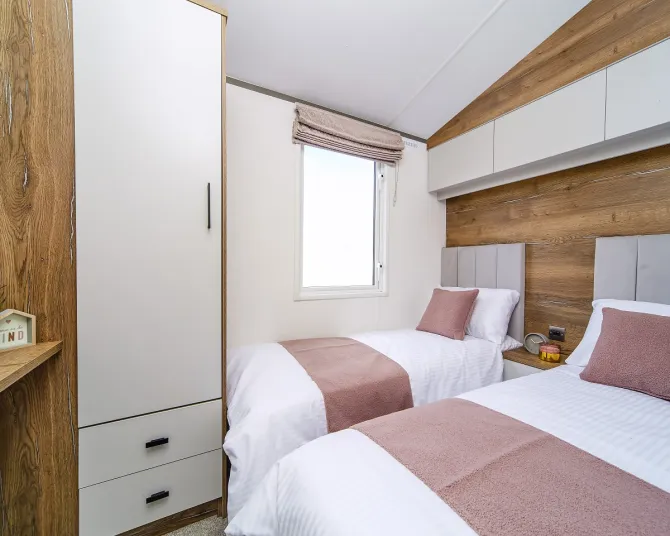 Jubilee Queen Bee twin bedroom