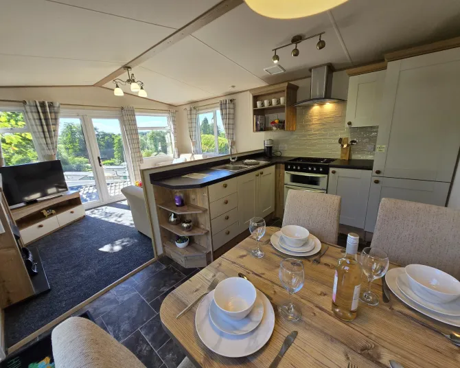 lounge/ kitchen diner
