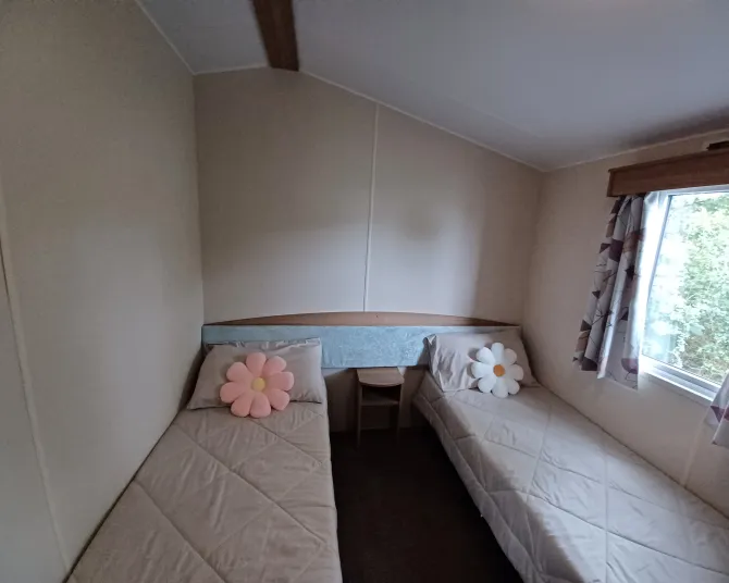 twin room