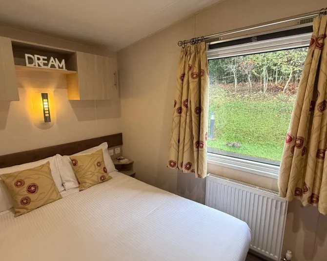 Hillandale Victory Master Bedroom