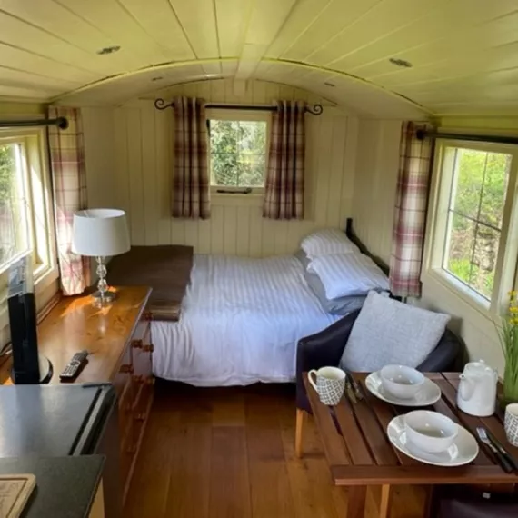 Hay-on-Wye Shepherds Hut